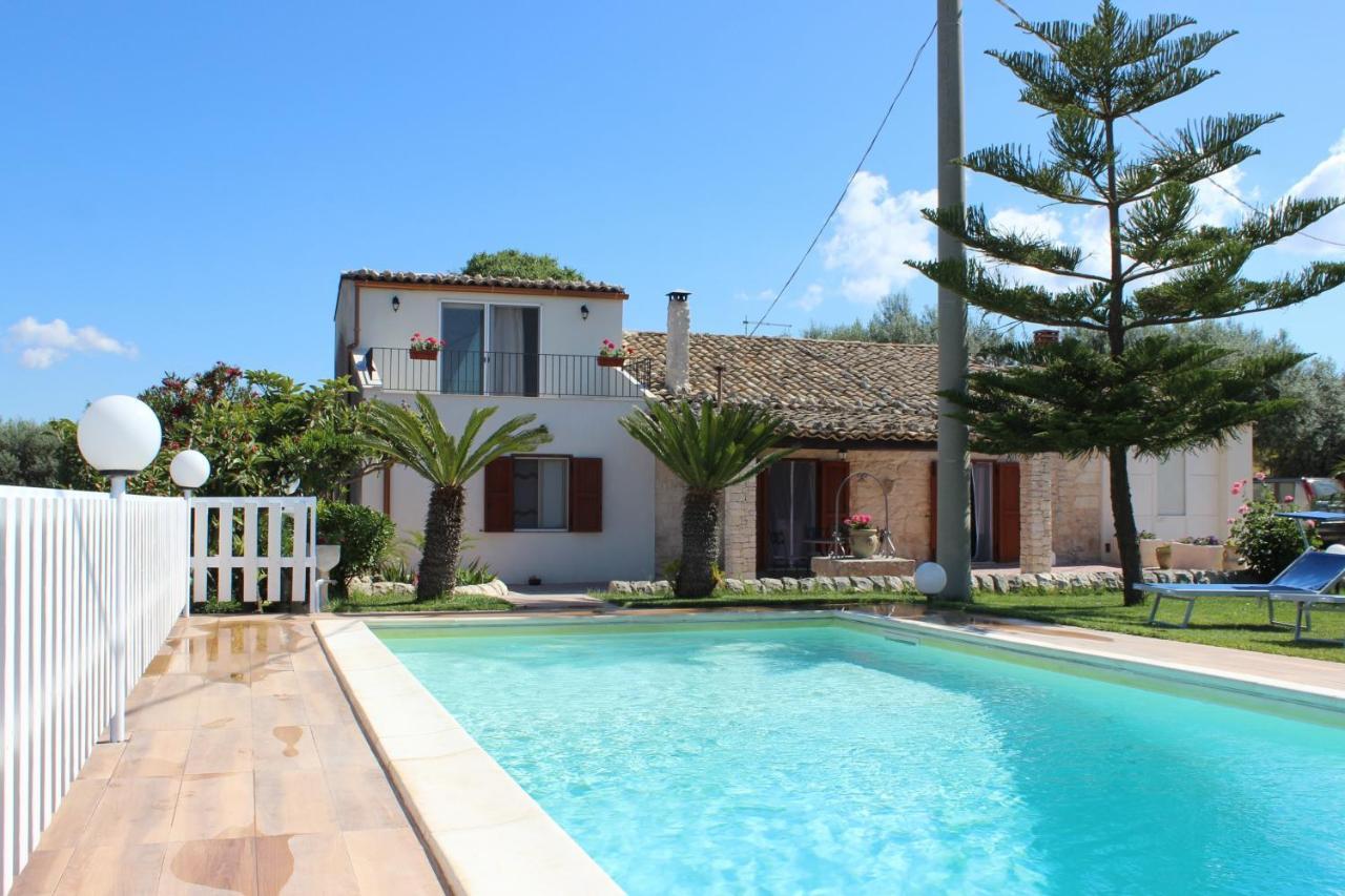 Villa Clara Chiaramonte Gulfi Bagian luar foto