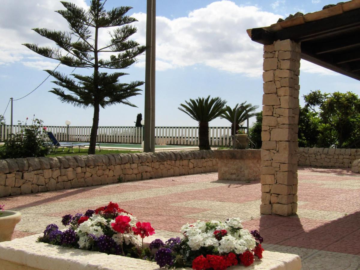 Villa Clara Chiaramonte Gulfi Bagian luar foto